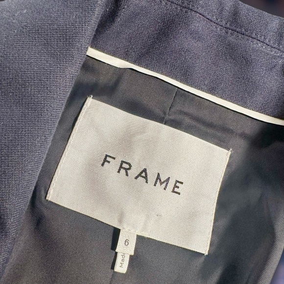 Frame Denim Navy Blue ‘Shrunken Linen-Blend Double-Breasted Blazer’ Size 6 - Picture 4 of 16